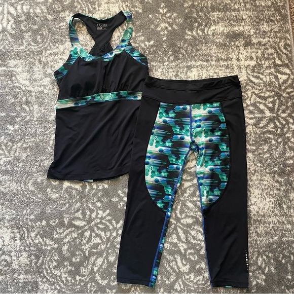 C&C California Black and Green Patterned Tank Top - Picture 2 of 5